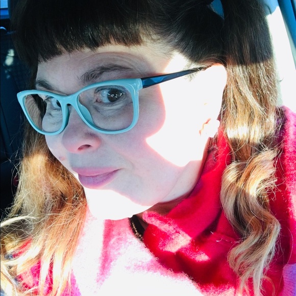 Meet your Posher, Cole - Picture 3 of 3